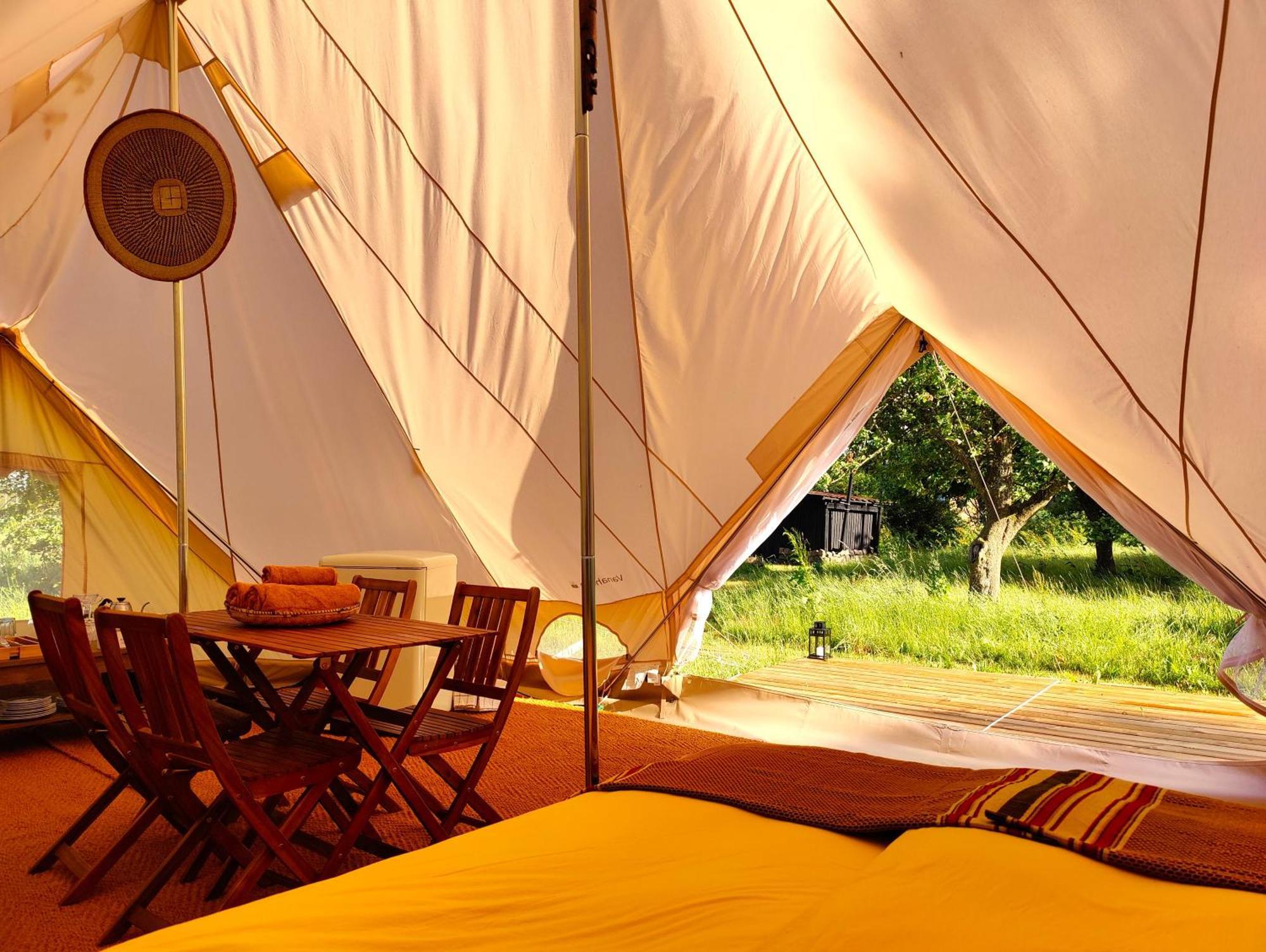 Under Canvas Bornholm Ostermarie Екстериор снимка