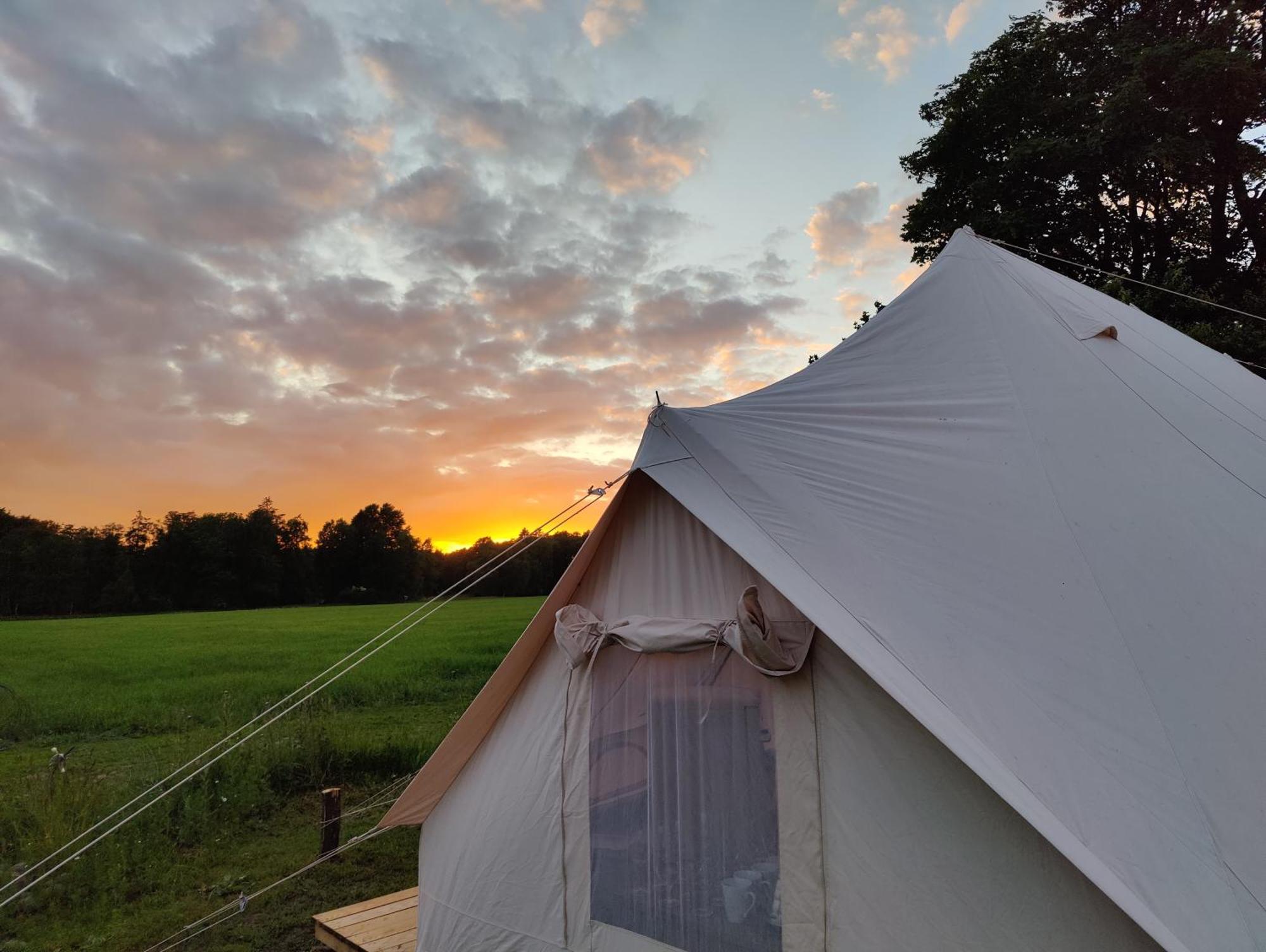 Under Canvas Bornholm Ostermarie Екстериор снимка
