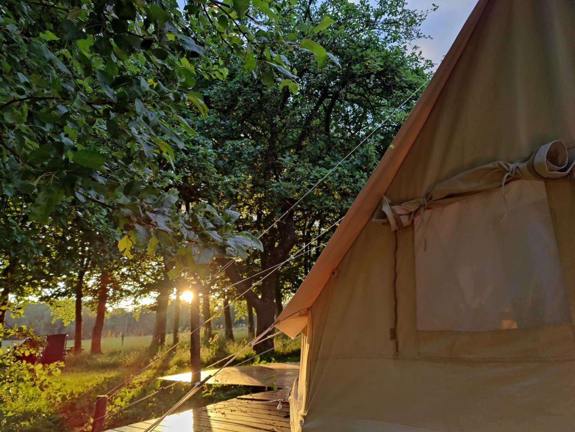 Under Canvas Bornholm Ostermarie Екстериор снимка